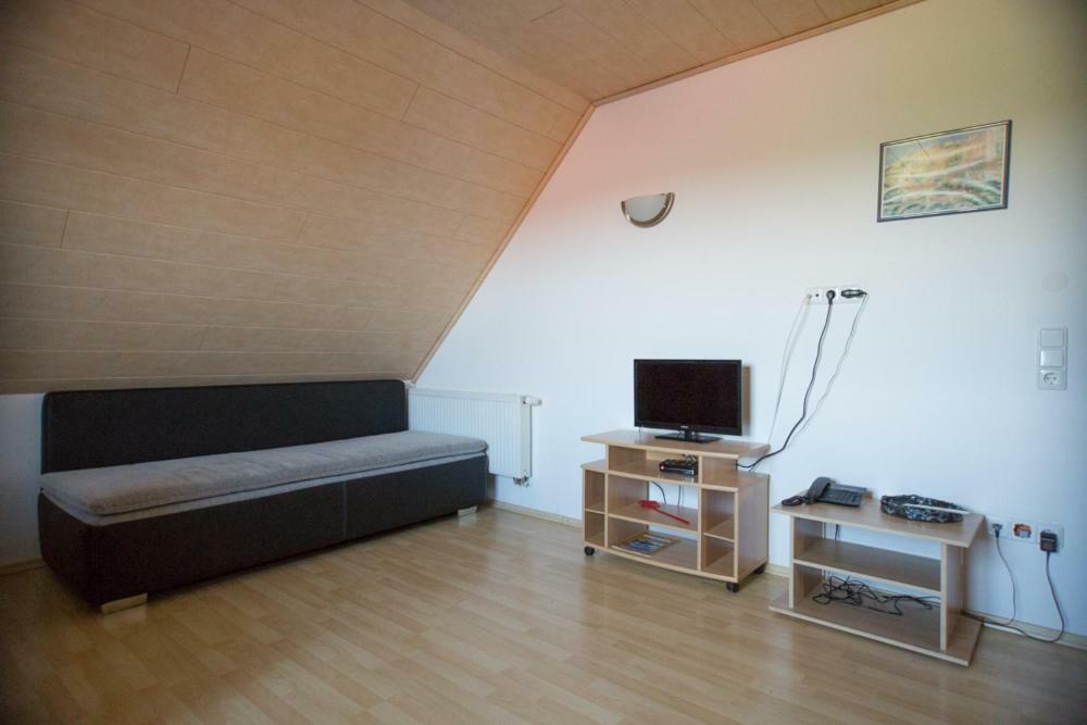 Ferienhaus Regina Walkertshofen Esterno foto